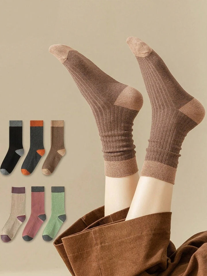 Women's Crew Socks with Ruffled Edge and Ribbed Texture