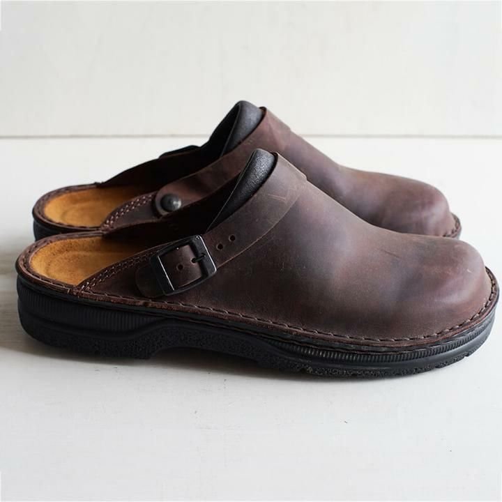 Men's Clogs with Adjustable Buckle and Ergonomic Footbed