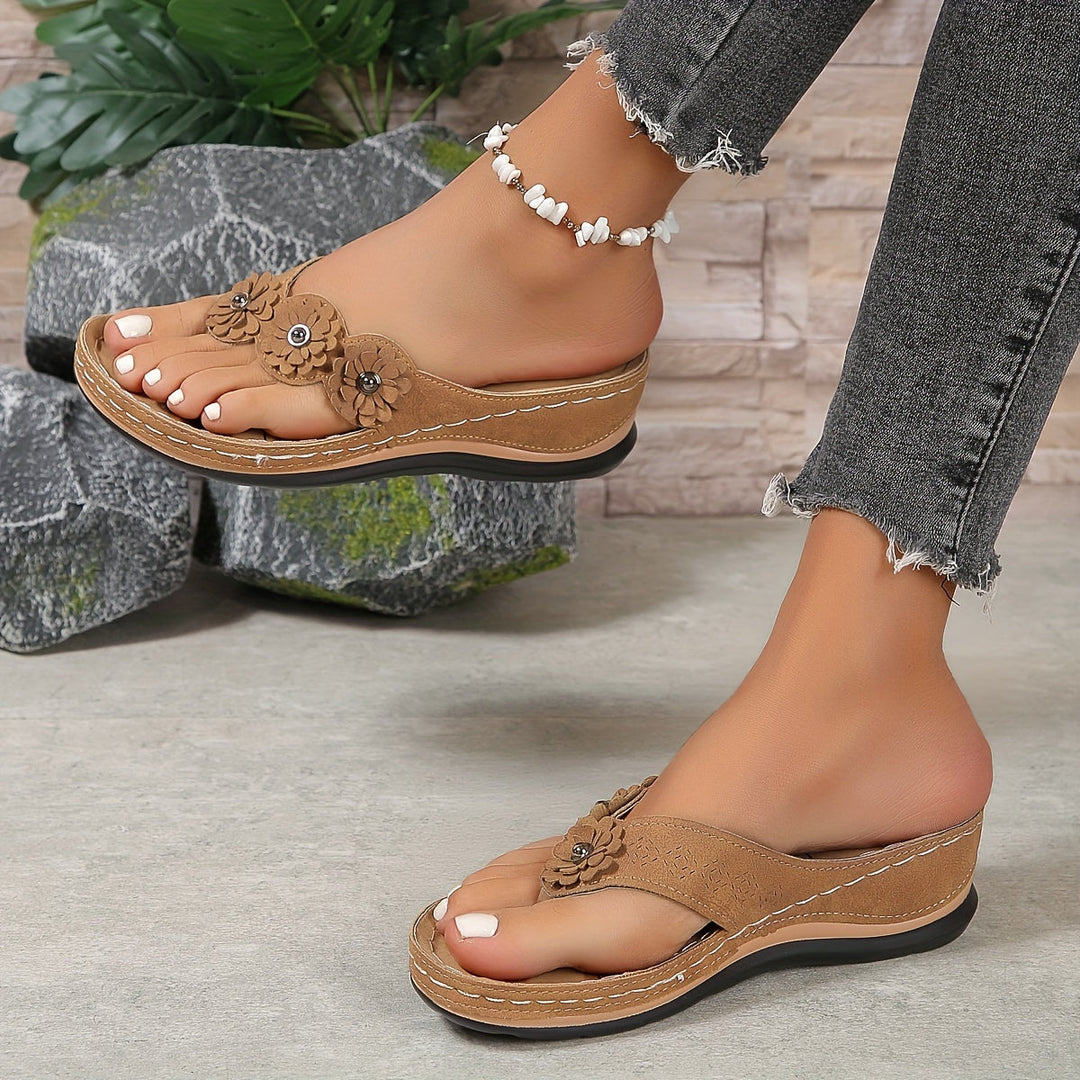 Women's Orthopedic Sandals with Arch Support and Cushioned Insoles