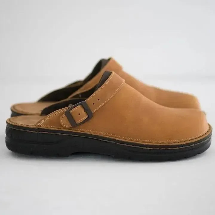 Men's Clogs with Adjustable Buckle and Ergonomic Footbed