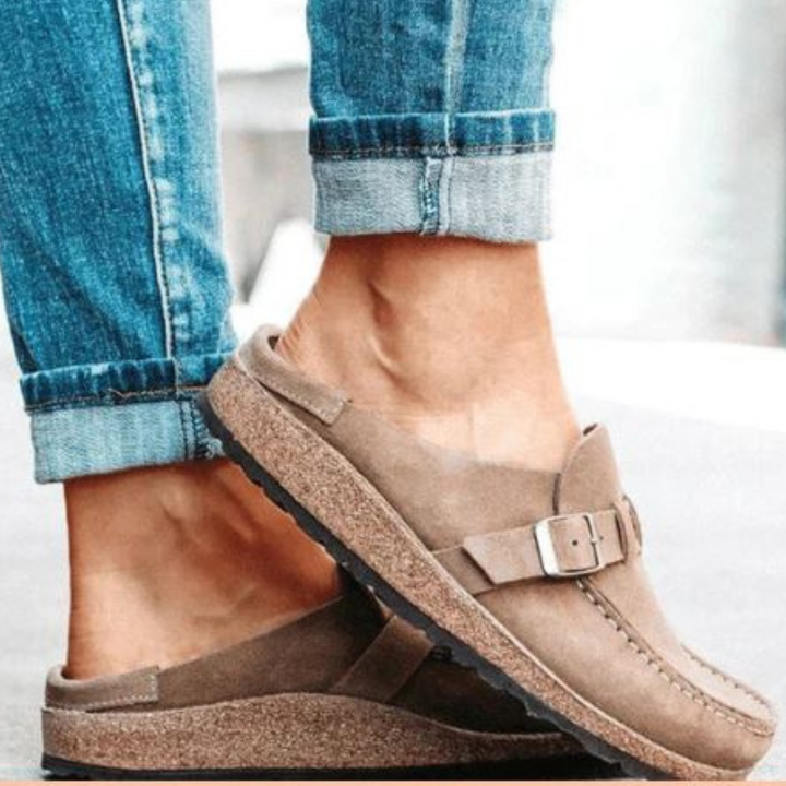 Men's Clogs with Cork Sole and Buckle Closure