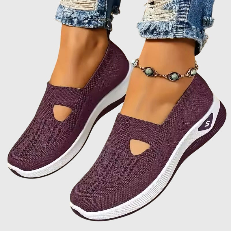 Women's Comfortable Shoes with Postural Support and Bunion Alignment