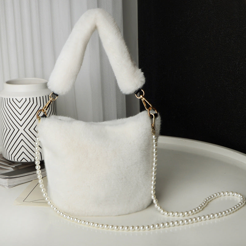 Fluffy plush bucket bag with pearl chain