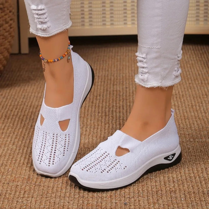 Women's Comfortable Shoes with Postural Support and Bunion Alignment