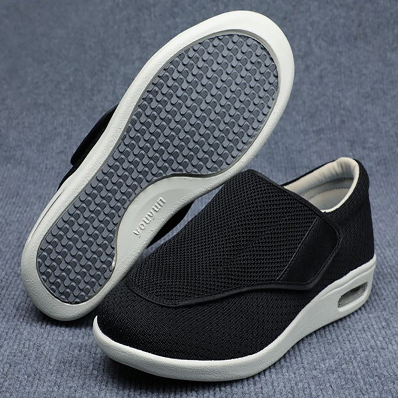 Men's Orthopedic Shoes with Wide Fit and Flexible Sole