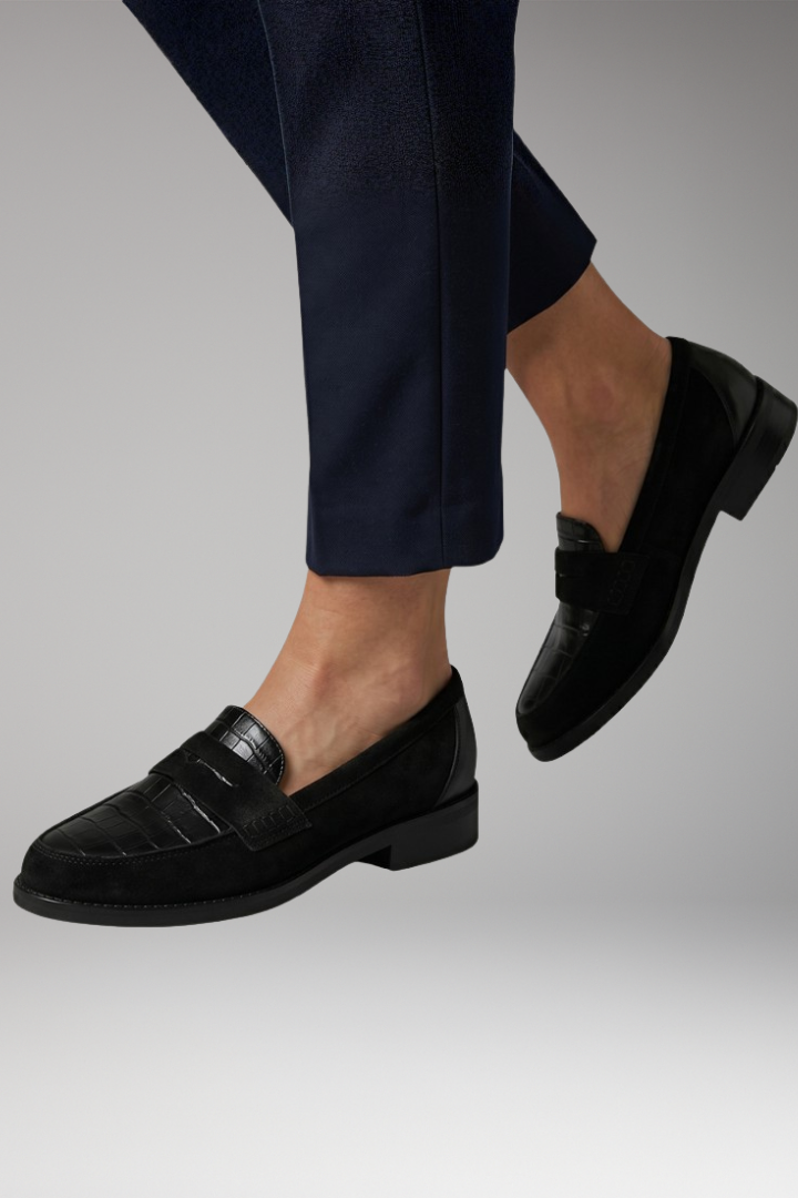 Men's Loafers with Orthopedic Footbed and Croco Embossing