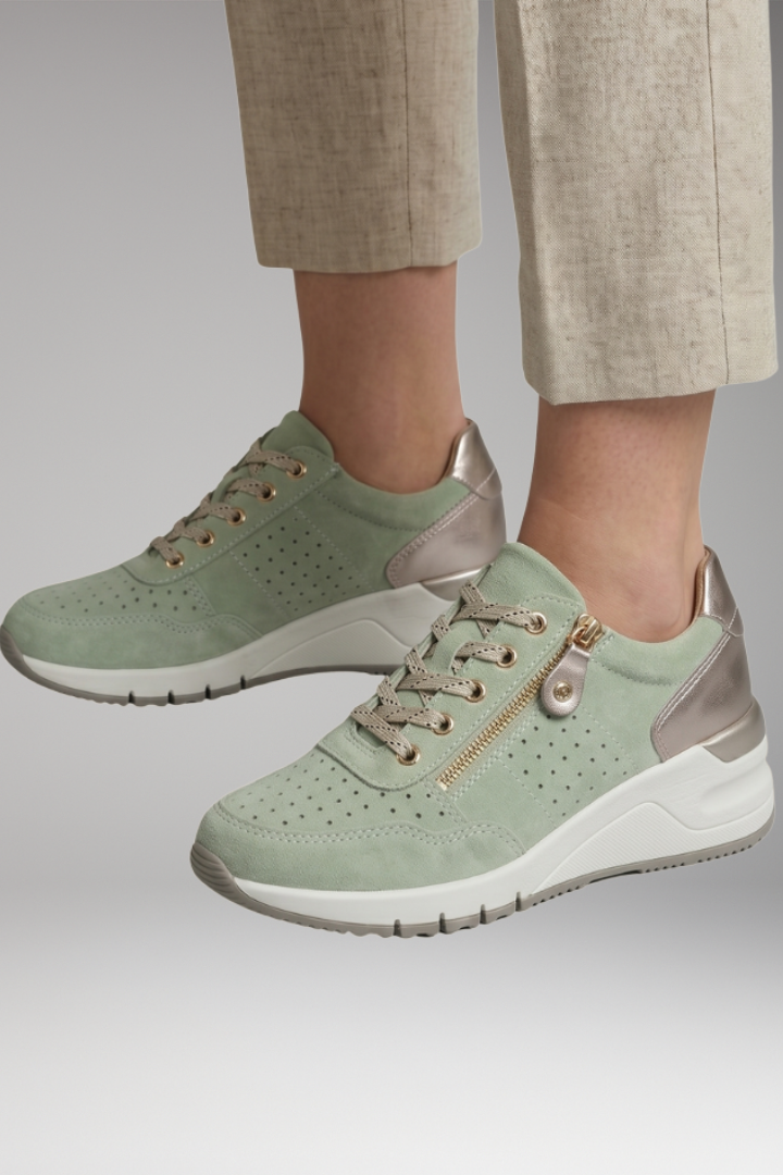 Men's Orthopedic Sneakers with Cushioned Lining and Non-Slip Soles