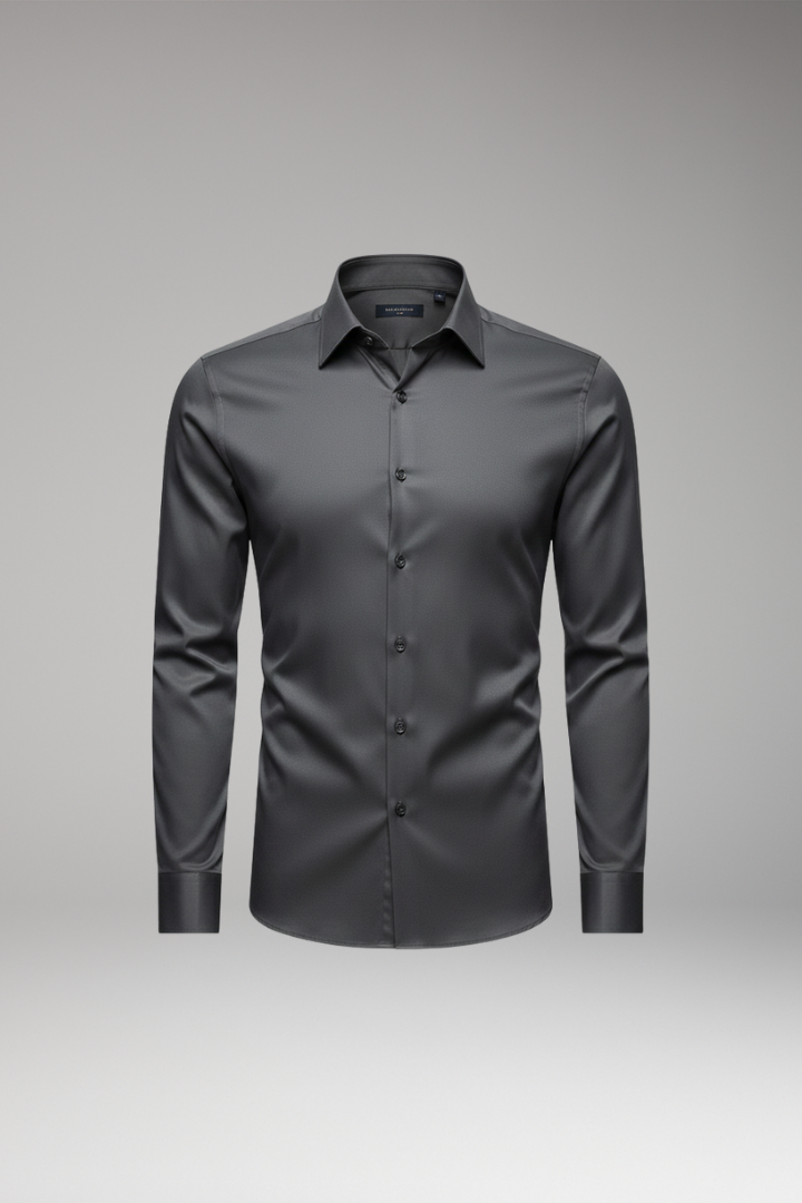 Men's Shirt with Pointed Collar and Button Closure