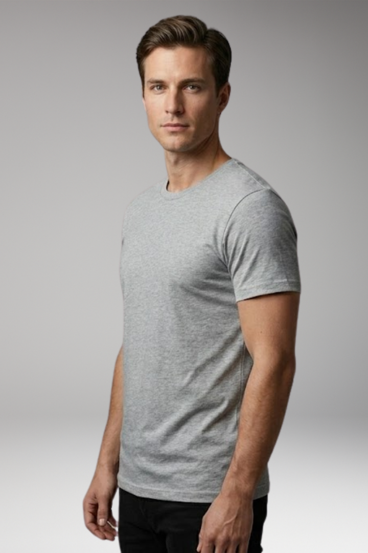 Men's T-Shirt with Crew Neck and Close-Fit Cut