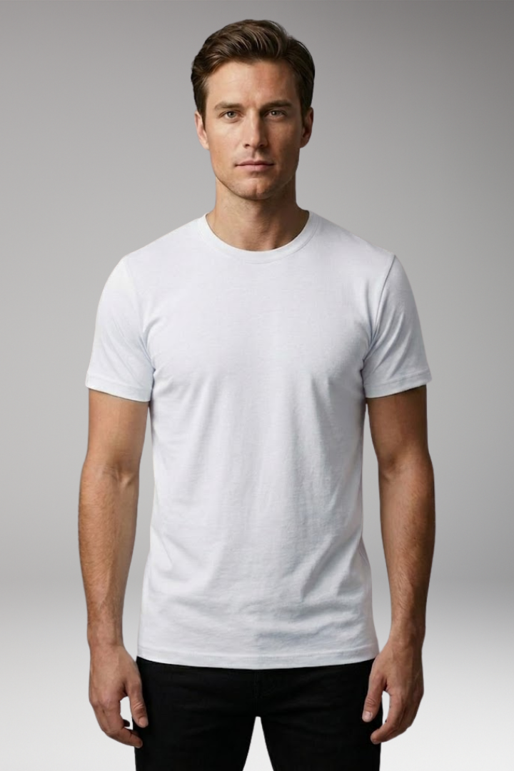 Men's T-Shirt with Crew Neck and Close-Fit Cut