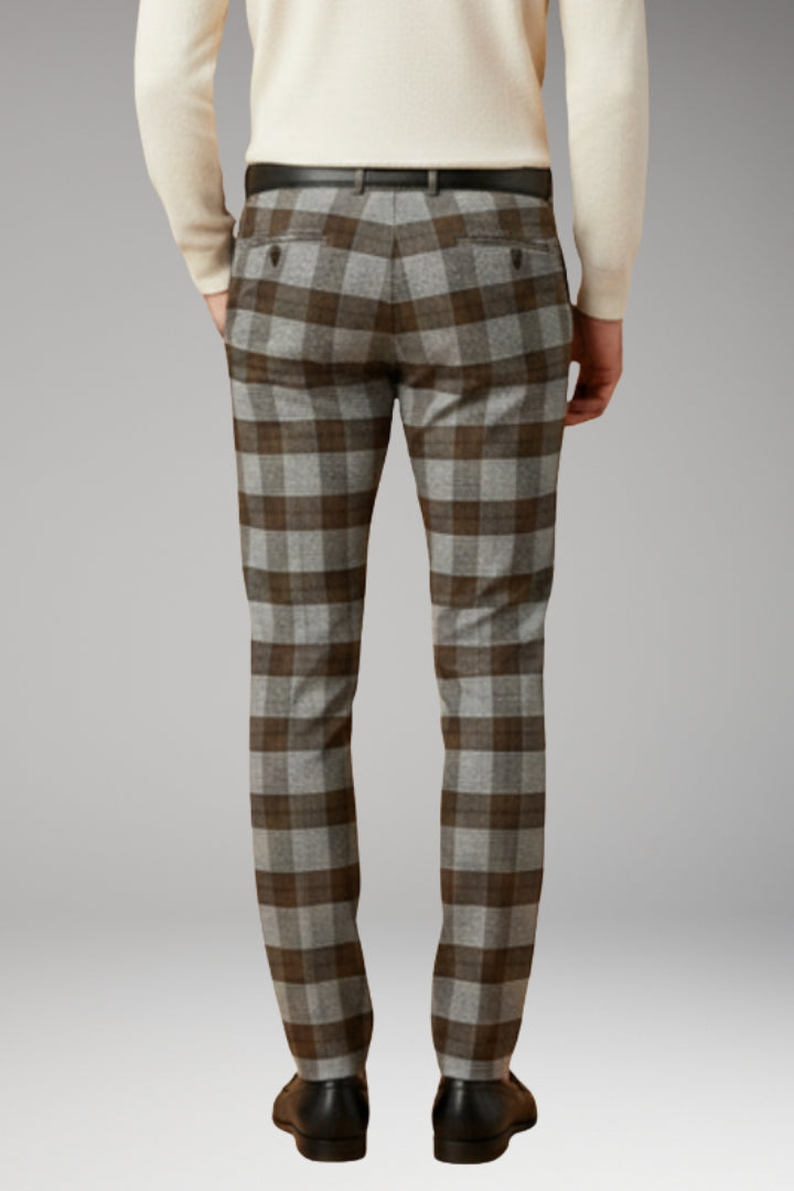 Men's Trousers with Checkered Pattern and Side Pockets