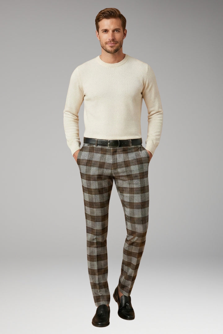 Men's Trousers with Checkered Pattern and Side Pockets