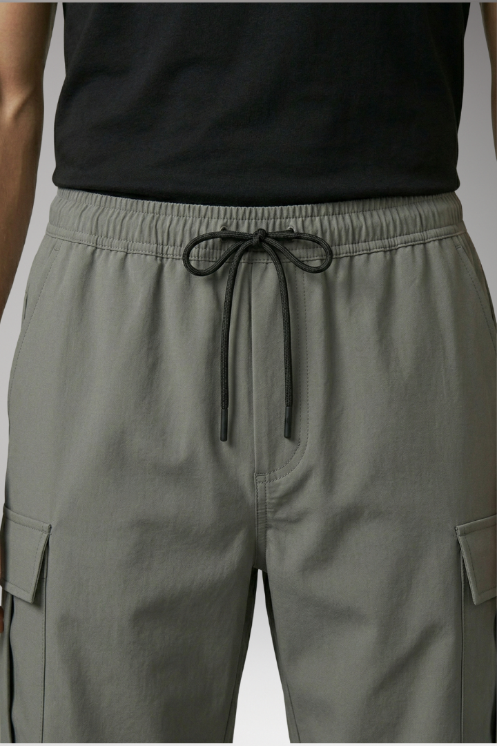 Men's Cargo Shorts with Drawstring Waistband and Knee-Length Cut