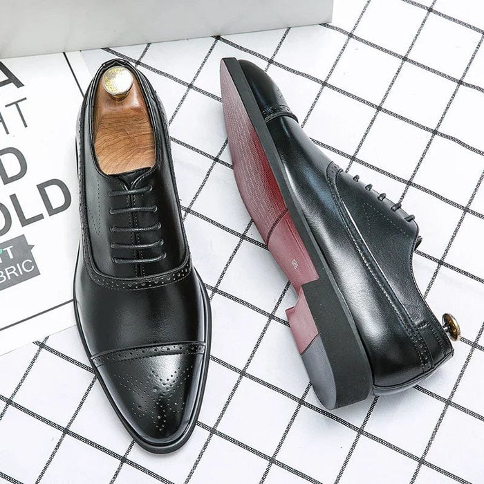 Men's Black Leather Oxford Shoes with Brogue Detail