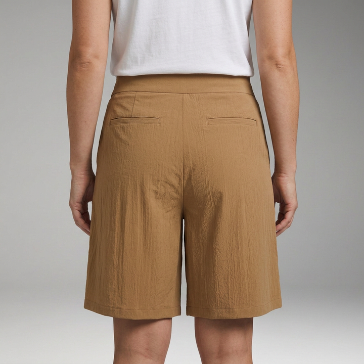 Women's Shorts with Elastic Waist and Side Pockets