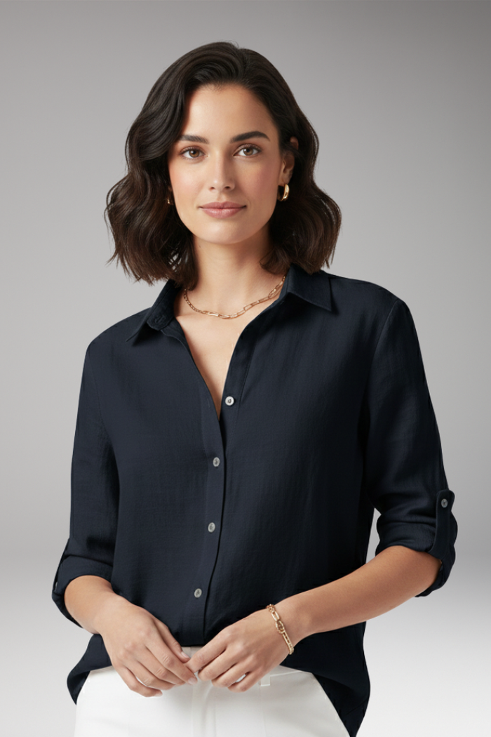 Women's Blouse with Pointed Collar and Button Closure