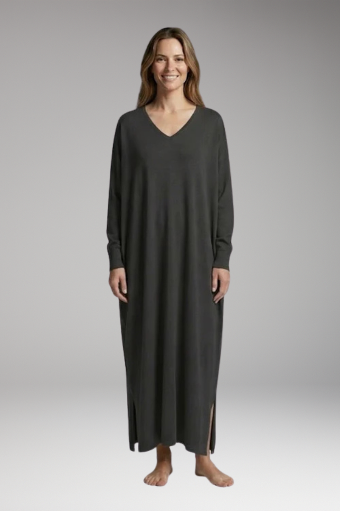 Women's Dress with V'Neck and Long Sleeves