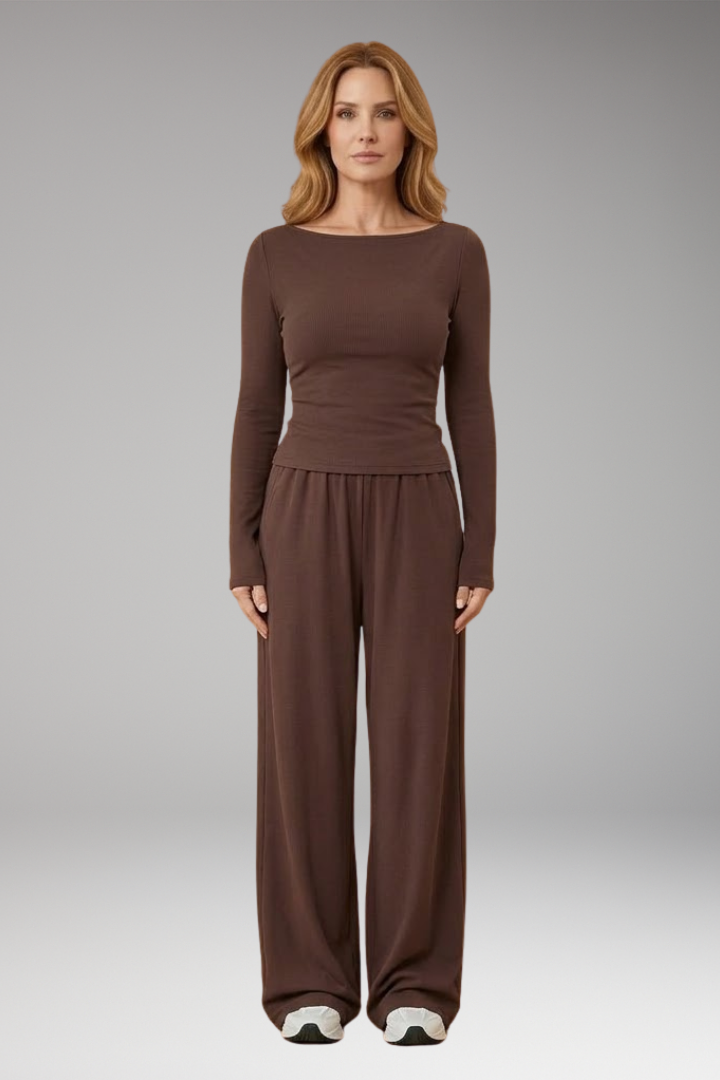 Women's Elegant Cosy Set with Relaxed Fit and Timeless Design