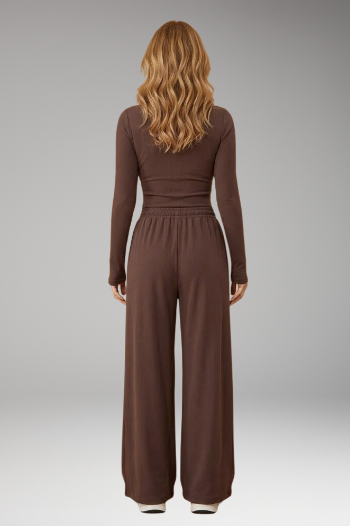 Women's Elegant Cosy Set with Relaxed Fit and Timeless Design