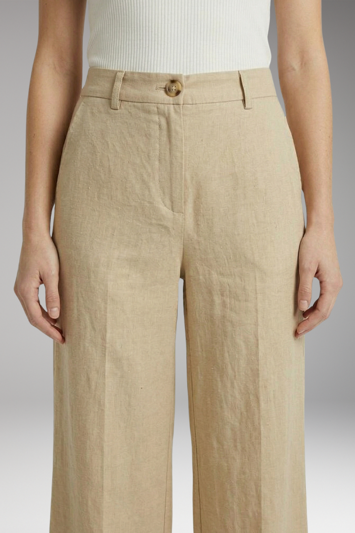 Women's High-Waisted Relaxed Trousers with Side Pockets and Zipper Fly