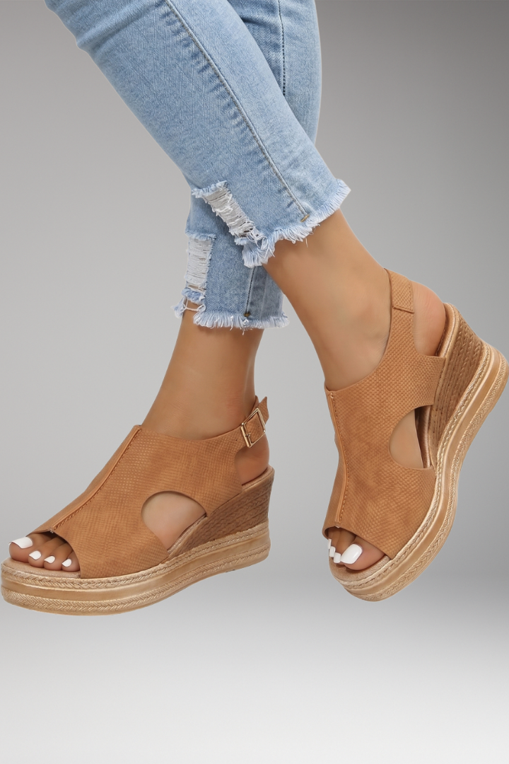 Women's Orthopaedic Sandals with Adjustable Straps and Cushioned Soles
