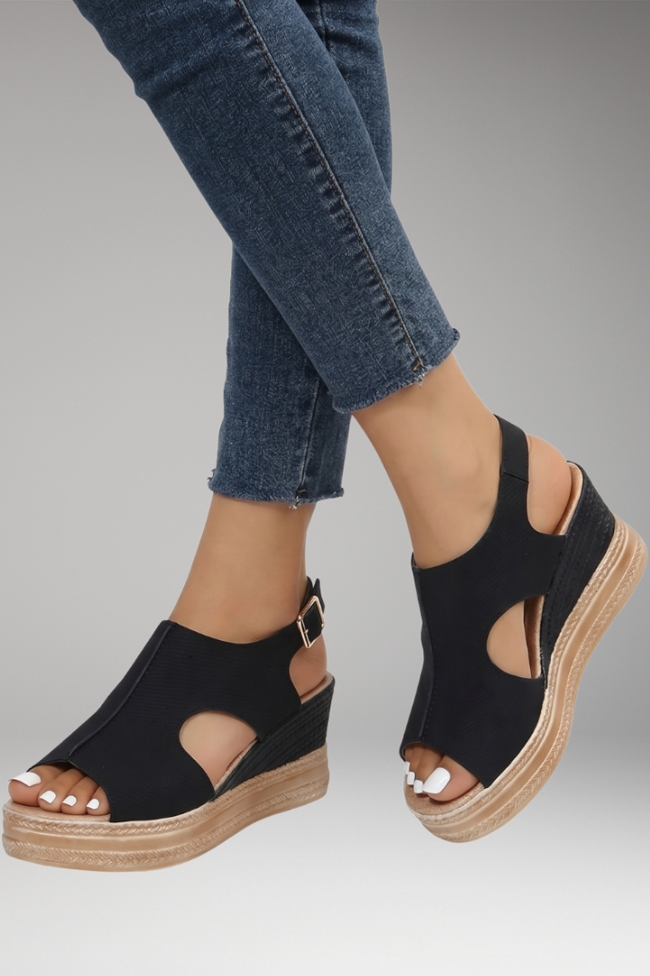 Women's Orthopaedic Sandals with Adjustable Straps and Cushioned Soles
