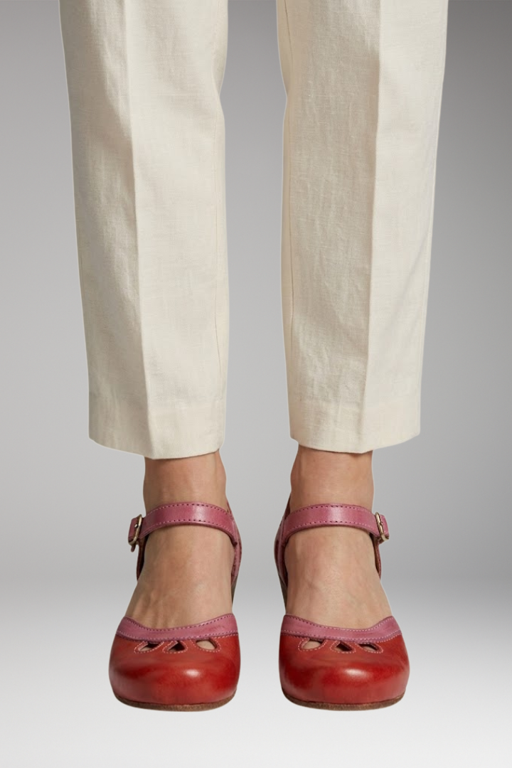 Women's Orthopaedic Sandals with Low Heel and Contoured Footbed