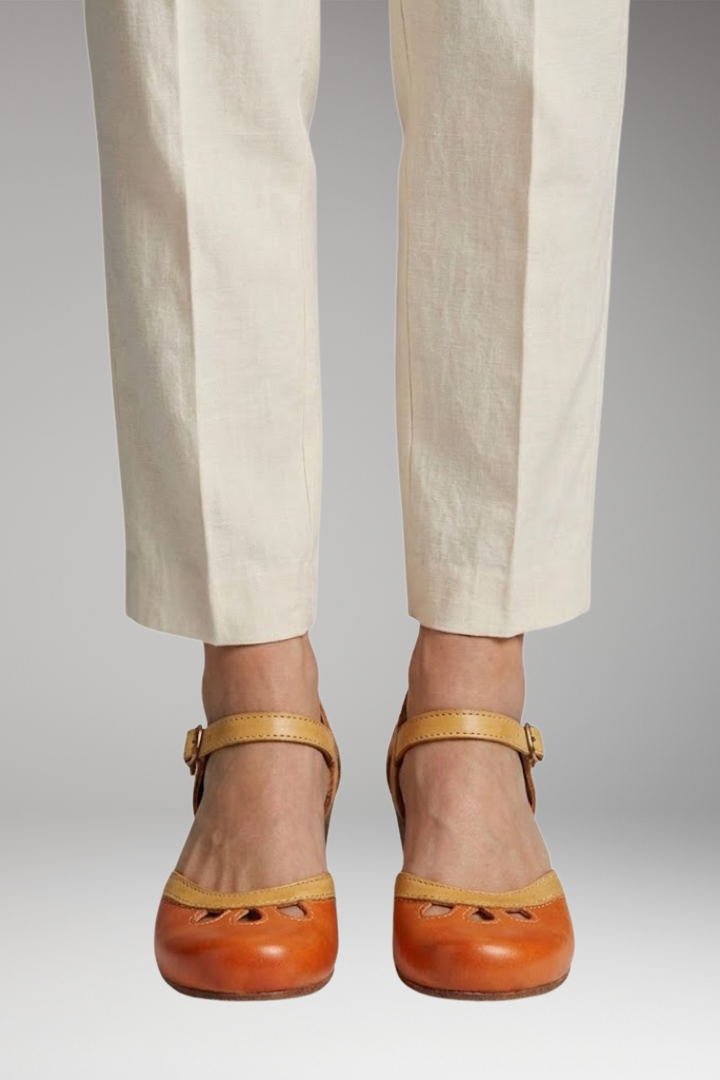 Women's Orthopaedic Sandals with Low Heel and Contoured Footbed
