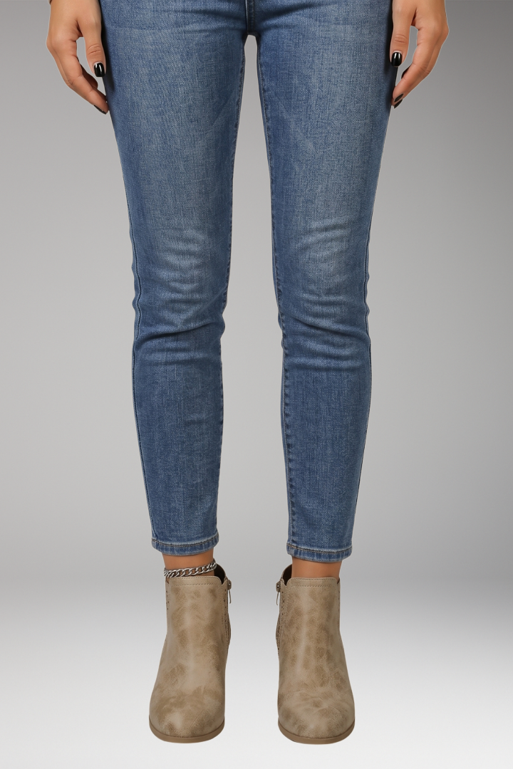 Women's Orthopedic Boots with Targeted Support and Breathable Comfort