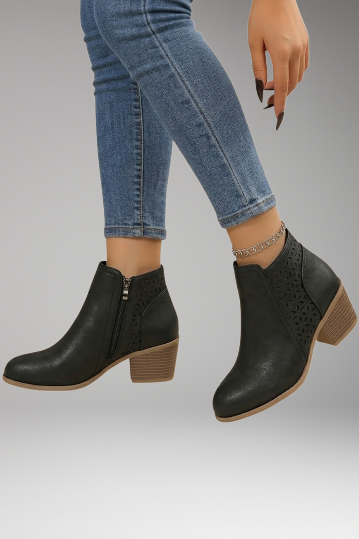 Women's Orthopedic Boots with Targeted Support and Breathable Comfort