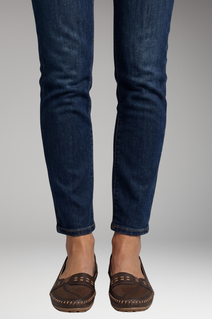Women's Orthopedic Flats with Arch Support and Cushioned Insole