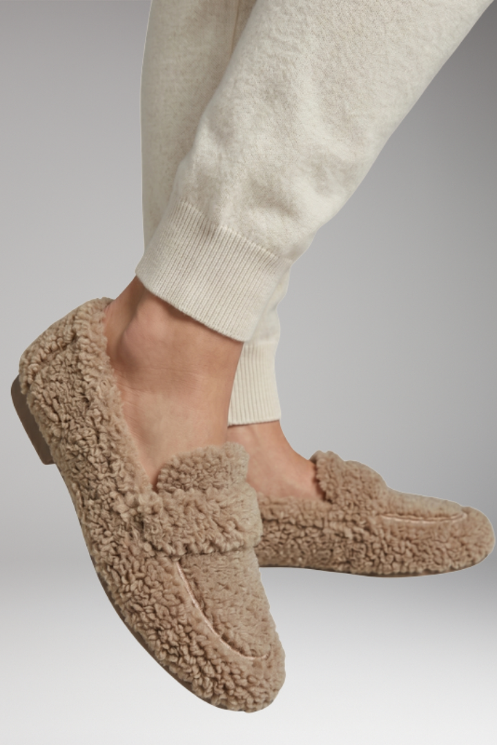 Women's Orthopedic Loafers with Cozy Warmth and Non-Slip Safety