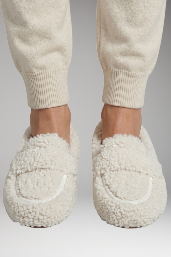Women's Orthopedic Loafers with Cozy Warmth and Non-Slip Safety