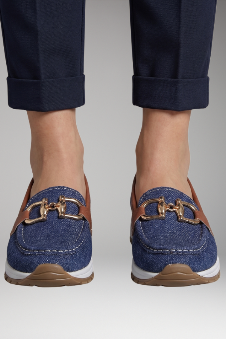 Women's Orthopedic Loafers with Slip-Resistant Sole and Ventilated Interior
