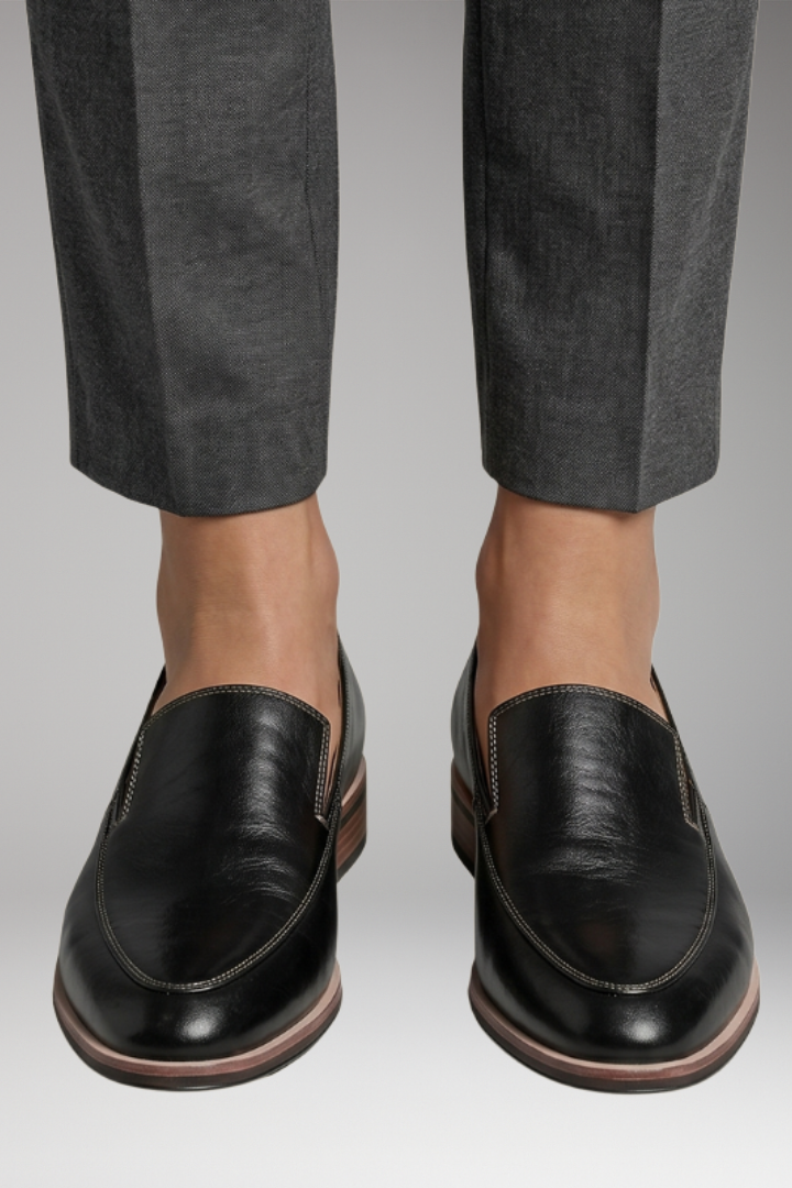 Women's Orthopedic Loafers with Supportive Insole and Versatile Design