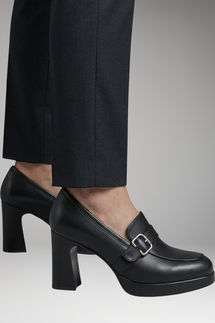 Women's Orthopedic Pumps with Ergonomic Support and Sculpted Heel