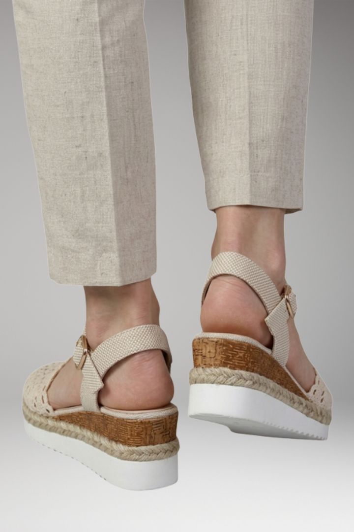 Women's Orthopedic Sandals with Adjustable Straps and Cushioned Footbed