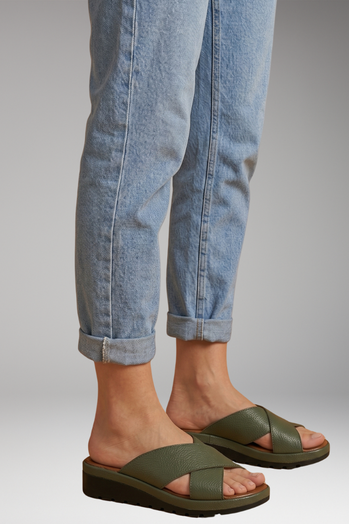 Women's Orthopedic Sandals with Contoured Soles and Adjustable Straps