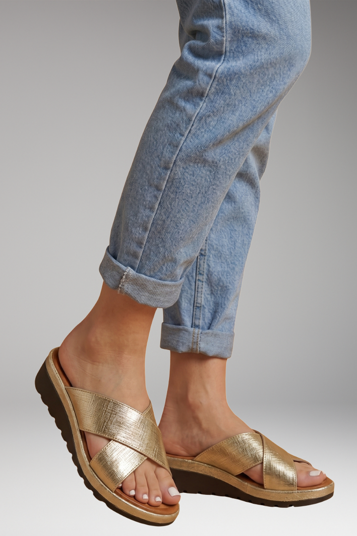 Women's Orthopedic Sandals with Contoured Soles and Adjustable Straps