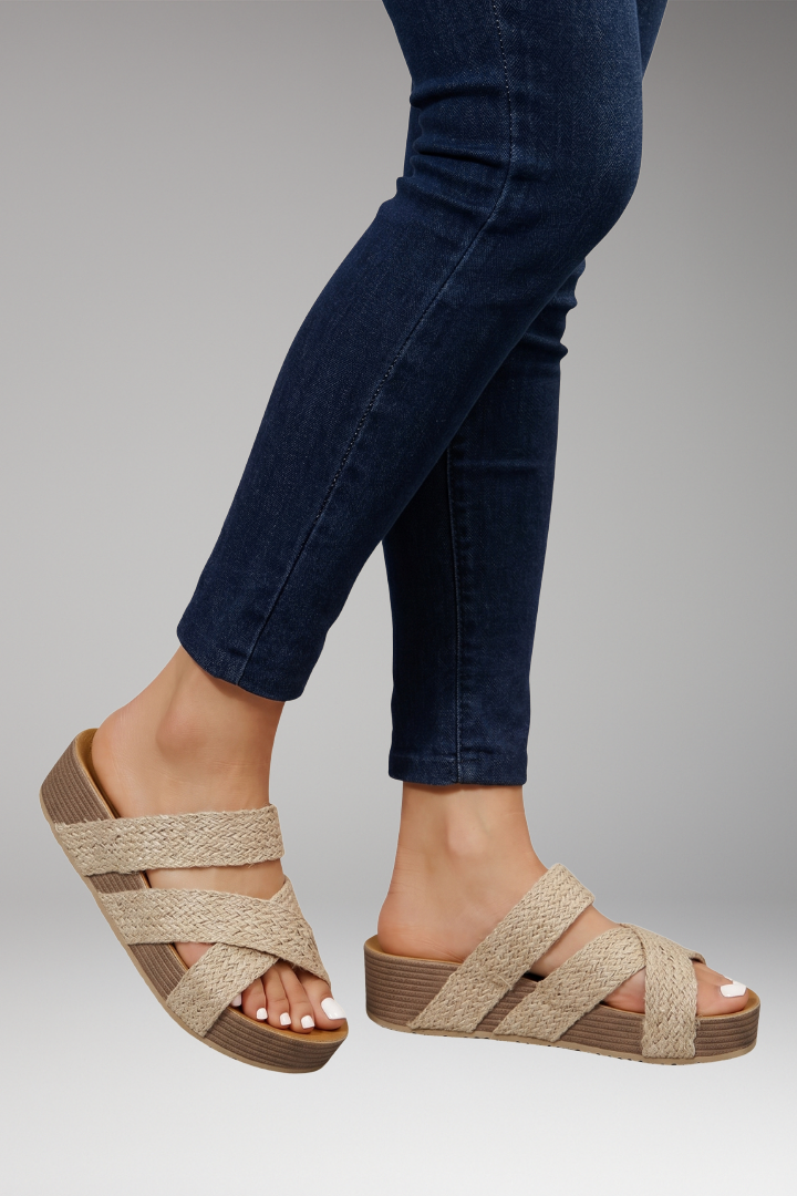 Women's Orthopedic Sandals with Cushioned Footbeds and Textured Soles