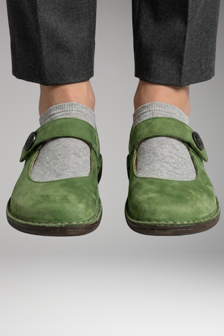 Women's Orthopedic Shoes with Built-In Support and Breathable Comfort