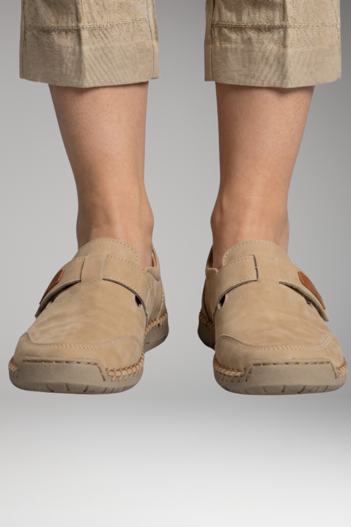 Women's Orthopedic Shoes with Comfort and Versatile Design