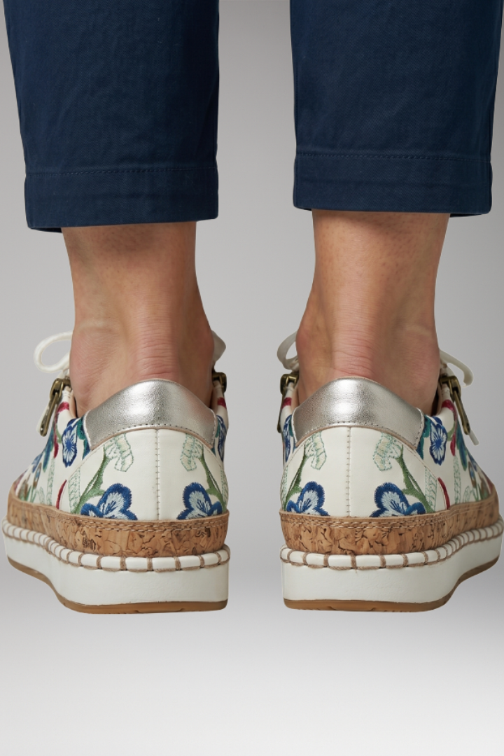 Women's Orthopedic Shoes with Slip-On Design and Comprehensive Foot Support