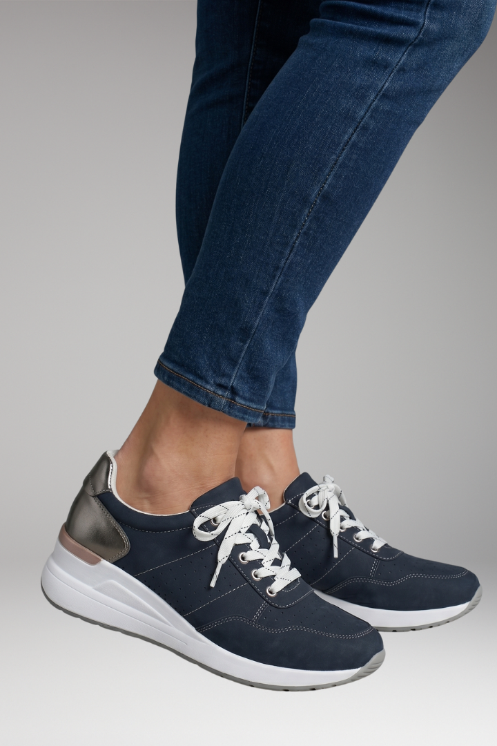 Women's Orthopedic Shoes with Wide Toe Box and Arch Support