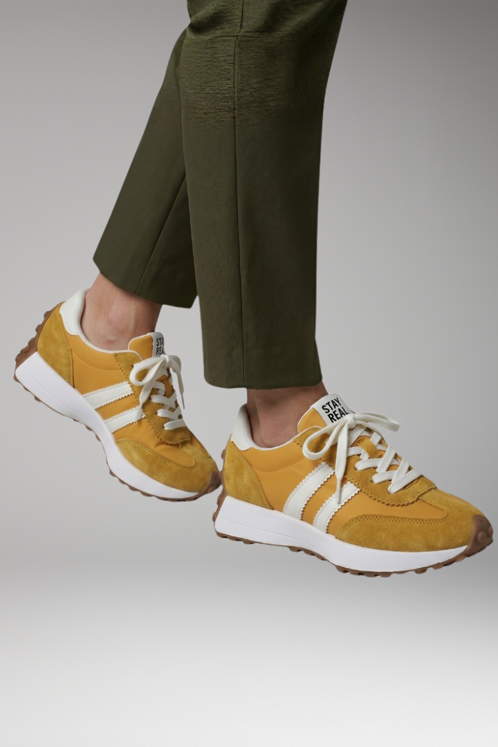 Women's Orthopedic Sneakers with Arch Support and Padded Uppers
