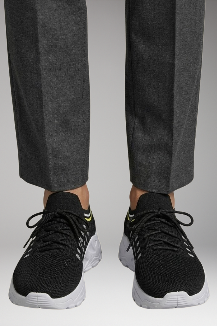 Women's Orthopedic Sneakers with Arch Support and Shock-Absorbing Soles