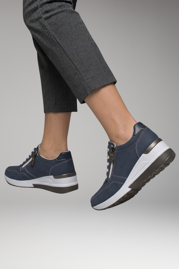 Women's Orthopedic Sneakers with Ergonomic Sole and Stability Support