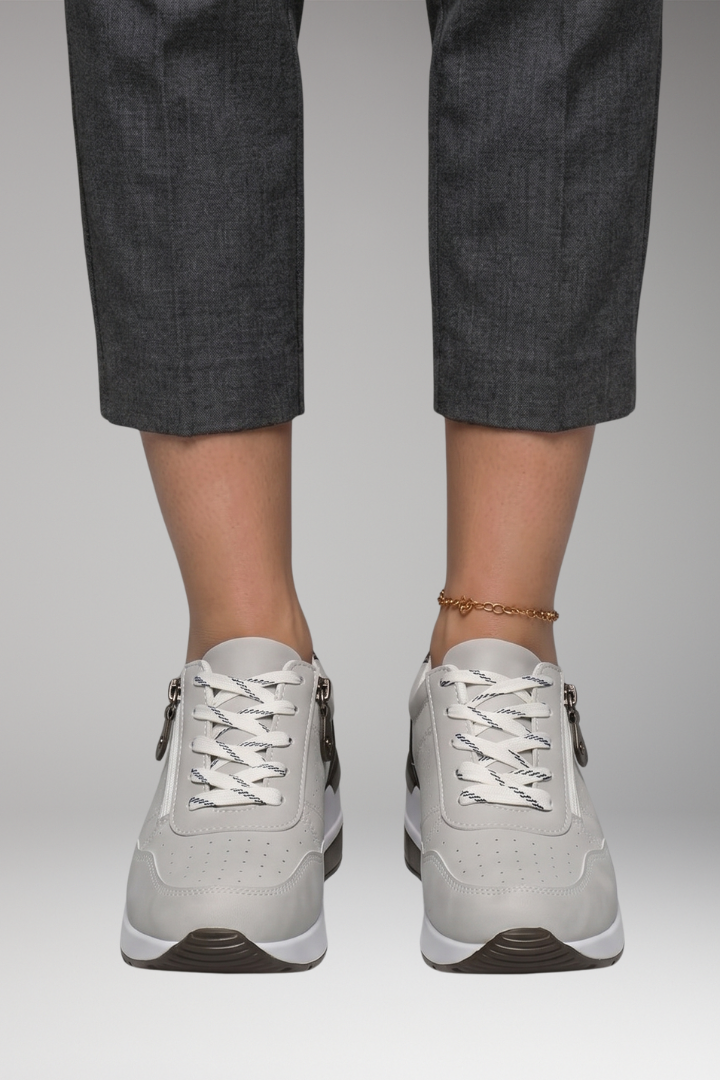 Women's Orthopedic Sneakers with Ergonomic Sole and Stability Support