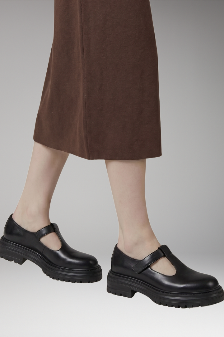 Women's Orthopedic with Adjustable Straps and Cushioned Soles