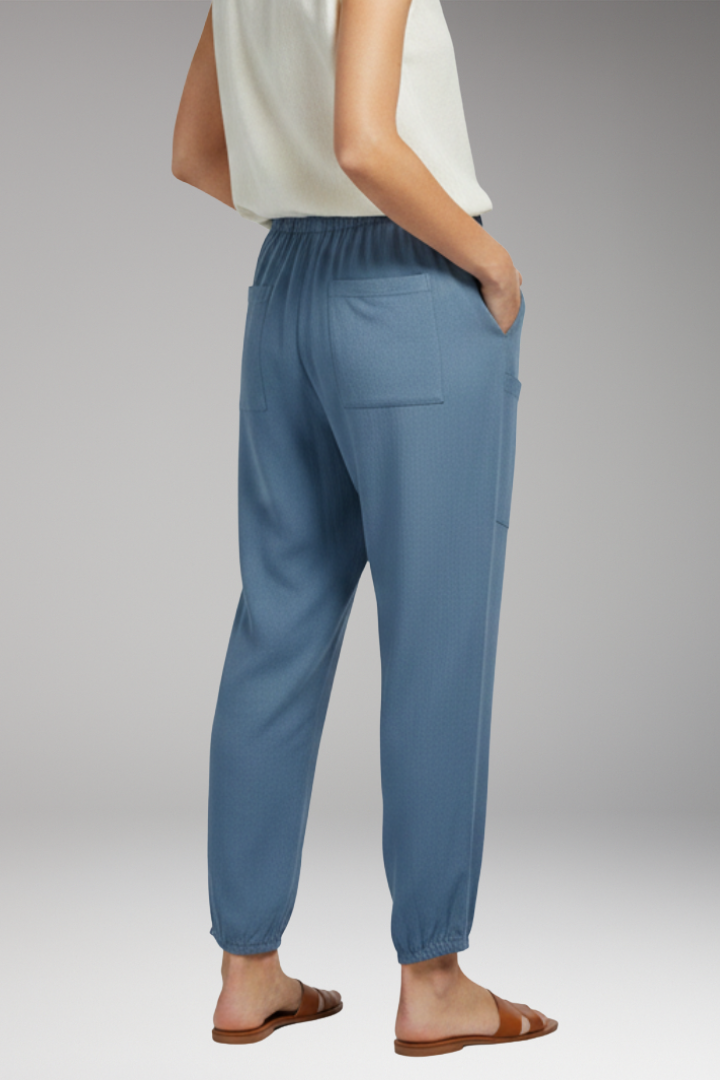 Women's Pants with Drawstring Waist and Side Pockets